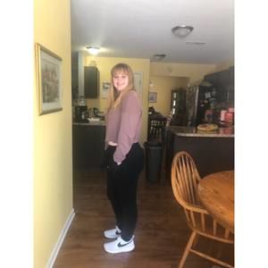 Meet your Posher, Kaley